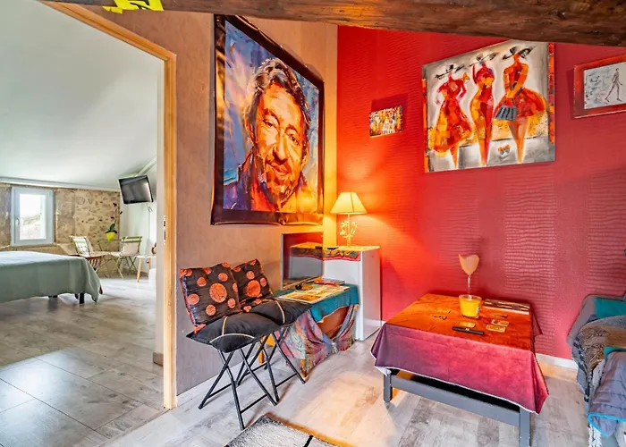 D'hotes L'orchidee 3*